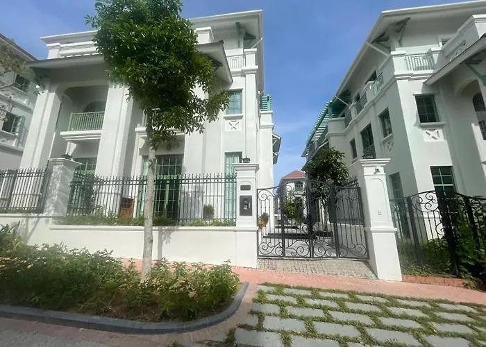 Sunrise Villa Bai Khem - Biet Thu 4 Phong Ngu, 5 Phong Tam, Thang May Rieng, May Giat Va Say Do, Bep Voi Day Du Dung Cu An Uong, Do Dung Nau An